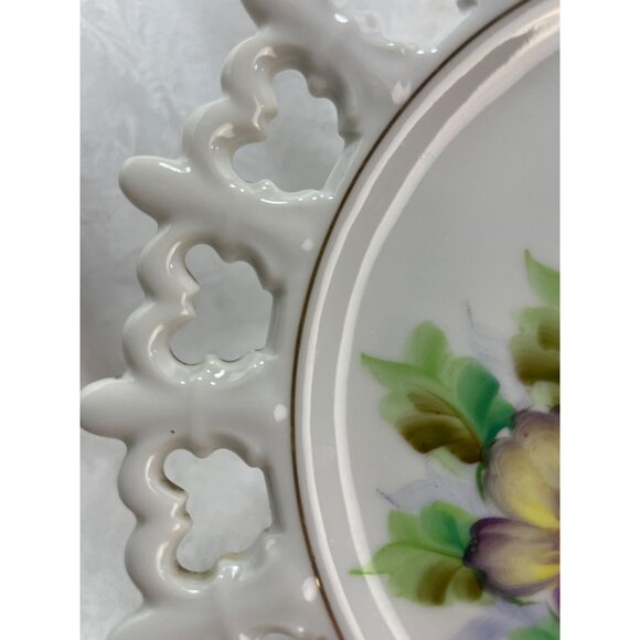 Lefton Handpainted Fleur-de-lis reticulated edge Purple Yellow Flowers Plate - Picture 6 of 6